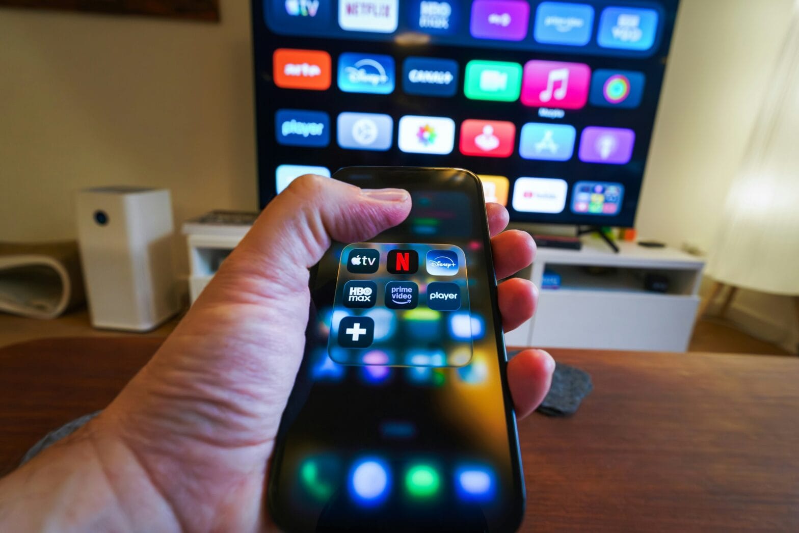 best IPTV apps for iPhone